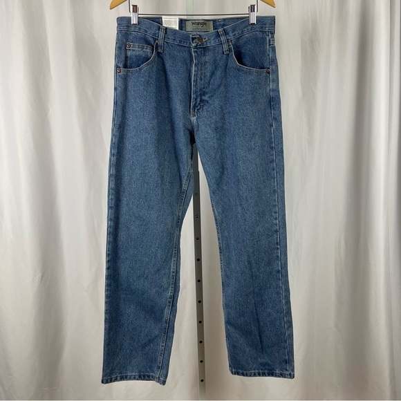NEW Wrangler Mens 34 x 30 Regular Cotton Jeans Dark Wash Rugged Cowboy Workwear - Picture 1 of 9